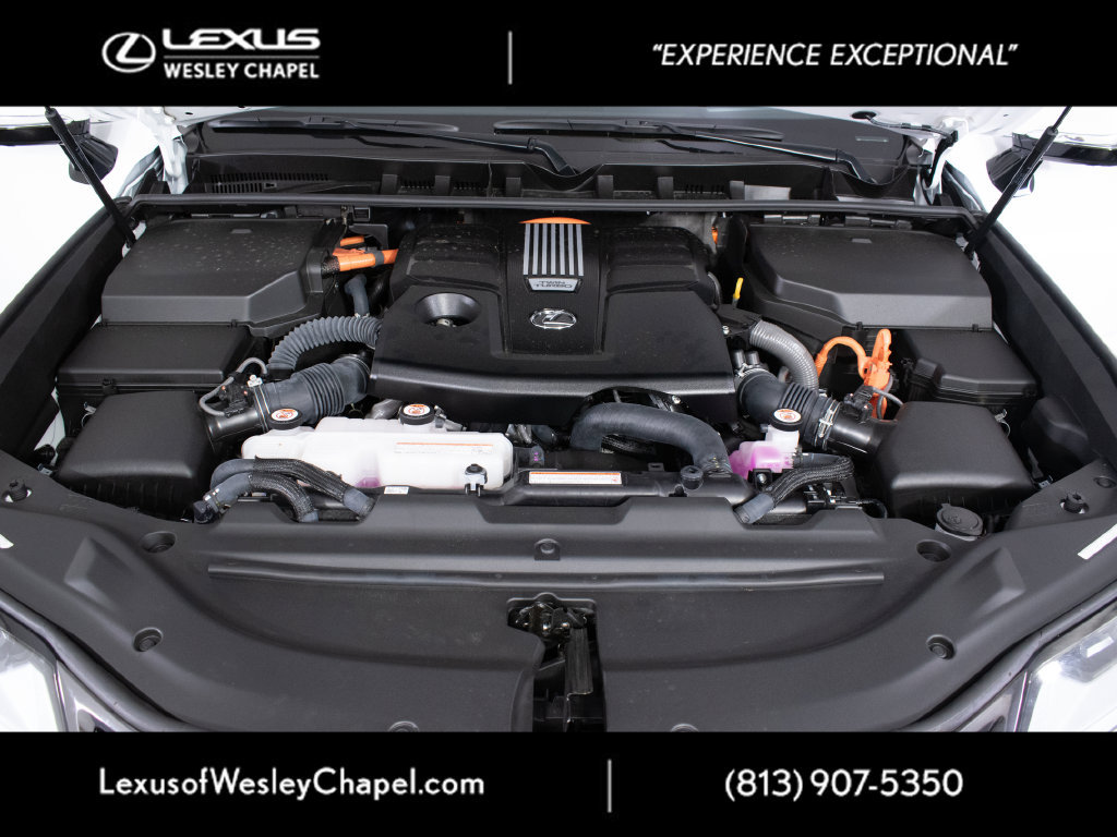 Certified 2026 Lexus LX 700h F Sport AWD/4WD image 10