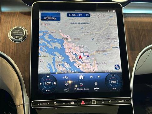 Used 2025 Mercedes-Benz C 300 4MATIC Sedan image 13