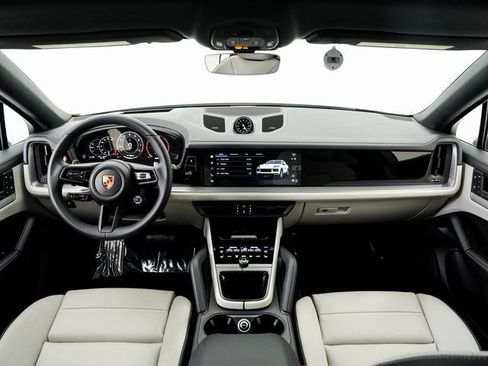 New 2026 Porsche Cayenne Coupe image 21