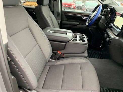 Certified 2024 Chevrolet Silverado 1500 LT image 20