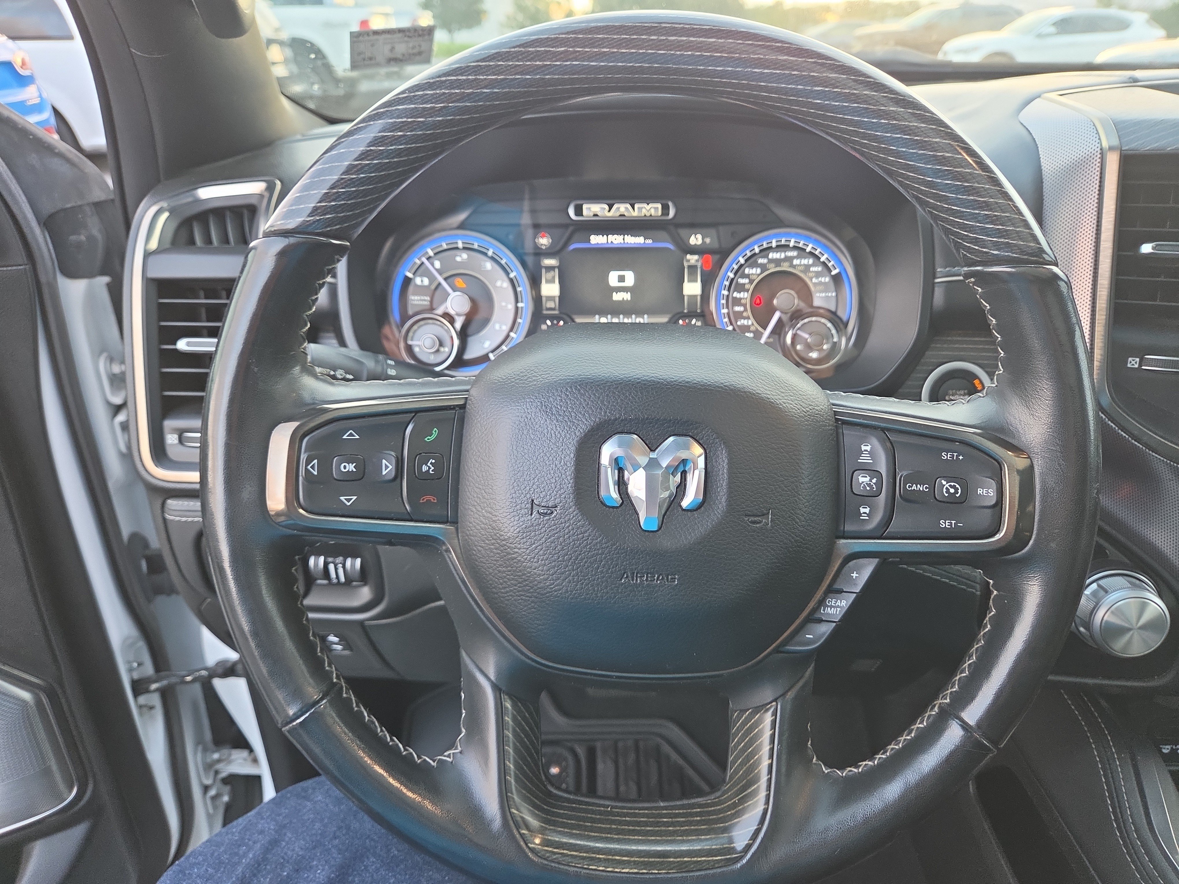 Used 2019 RAM 1500 Limited AWD/4WD image 3