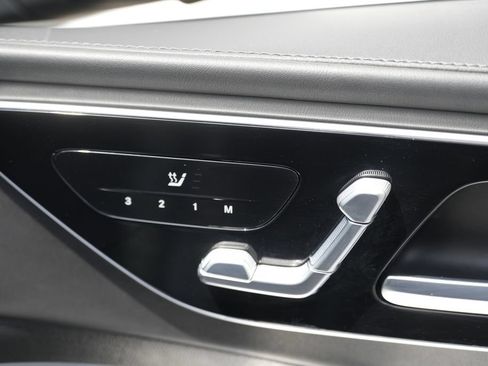 Used 2024 Mercedes-Benz C 63 AMG S image 40
