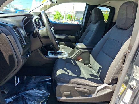 Used 2015 Chevrolet Colorado LT w/ LT Convenience Package AWD/4WD image 15