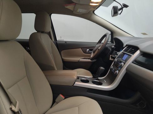 Used 2014 Ford Edge SE FWD image 21