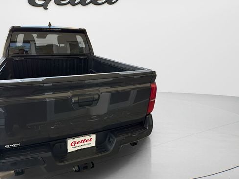 Certified 2024 Toyota Tacoma SR5 image 4