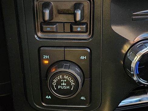 Used 2025 Ford F150 Raptor image 24