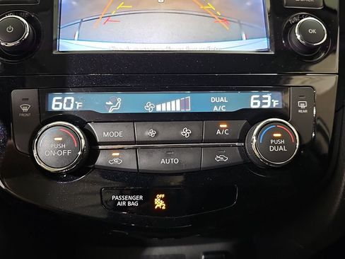 Used 2020 Nissan Rogue SV AWD/4WD image 26