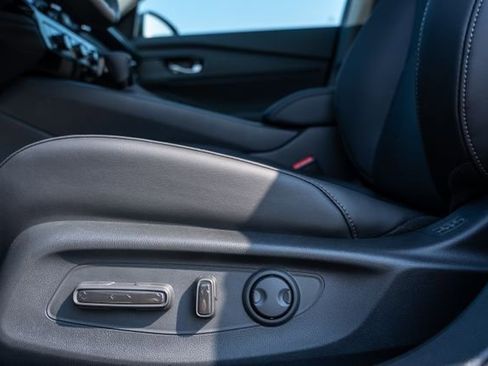 Used 2025 Honda Accord EX-L image 18