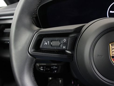 Used 2025 Porsche Macan 4 Electric image 14