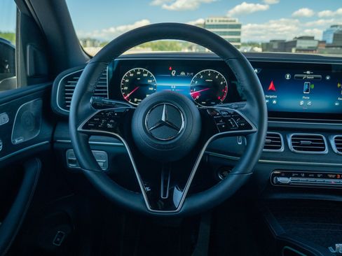Certified 2026 Mercedes-Benz GLE 450 4MATIC image 21