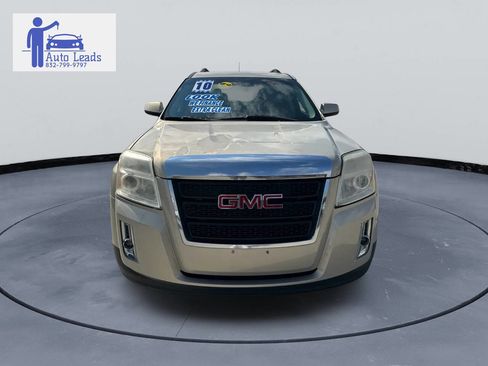 Used 2010 GMC Terrain SLE image 4