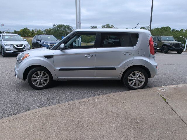 Used 2012 Kia Soul + FWD image 24
