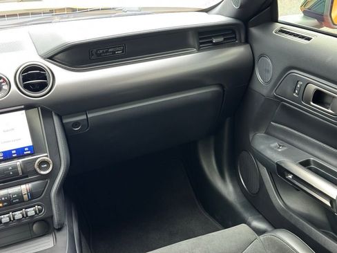 Used 2022 Ford Mustang Shelby GT500 w/ Technology Package image 58