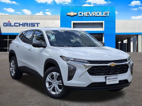 New 2026 Chevrolet Trax LS FWD image 1
