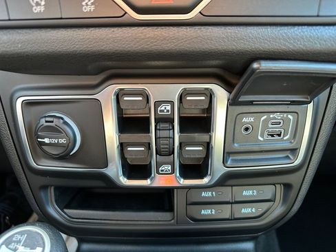 New 2025 Jeep Wrangler Sport S image 27