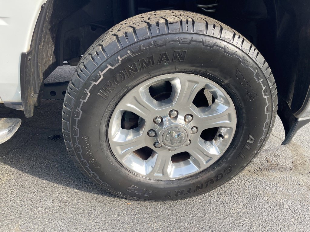 Used 2024 RAM 3500 Big Horn AWD/4WD image 29