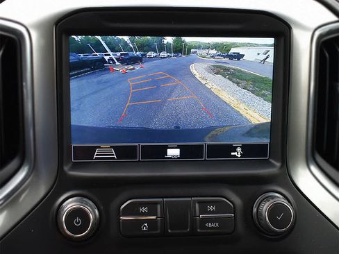 Used 2020 Chevrolet Silverado 1500 RST w/ True North Edition AWD/4WD image 16