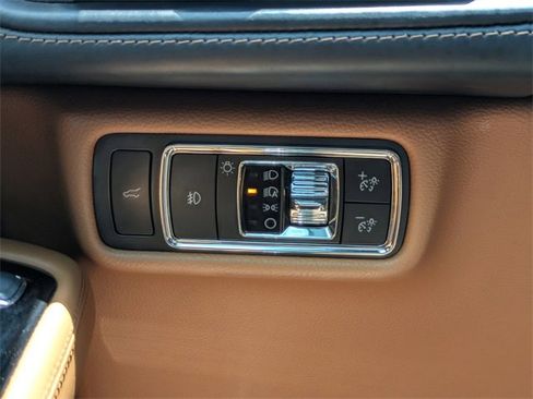 Used 2023 Lincoln Aviator Black Label w/ Dynamic Handling Package image 24