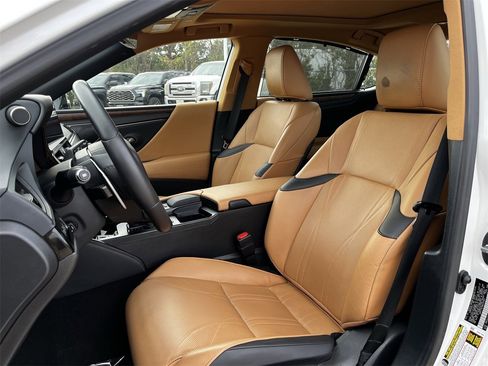 Used 2022 Lexus ES 350 Ultra Luxury image 23