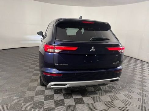 Used 2024 Mitsubishi Outlander SE AWD/4WD image 12