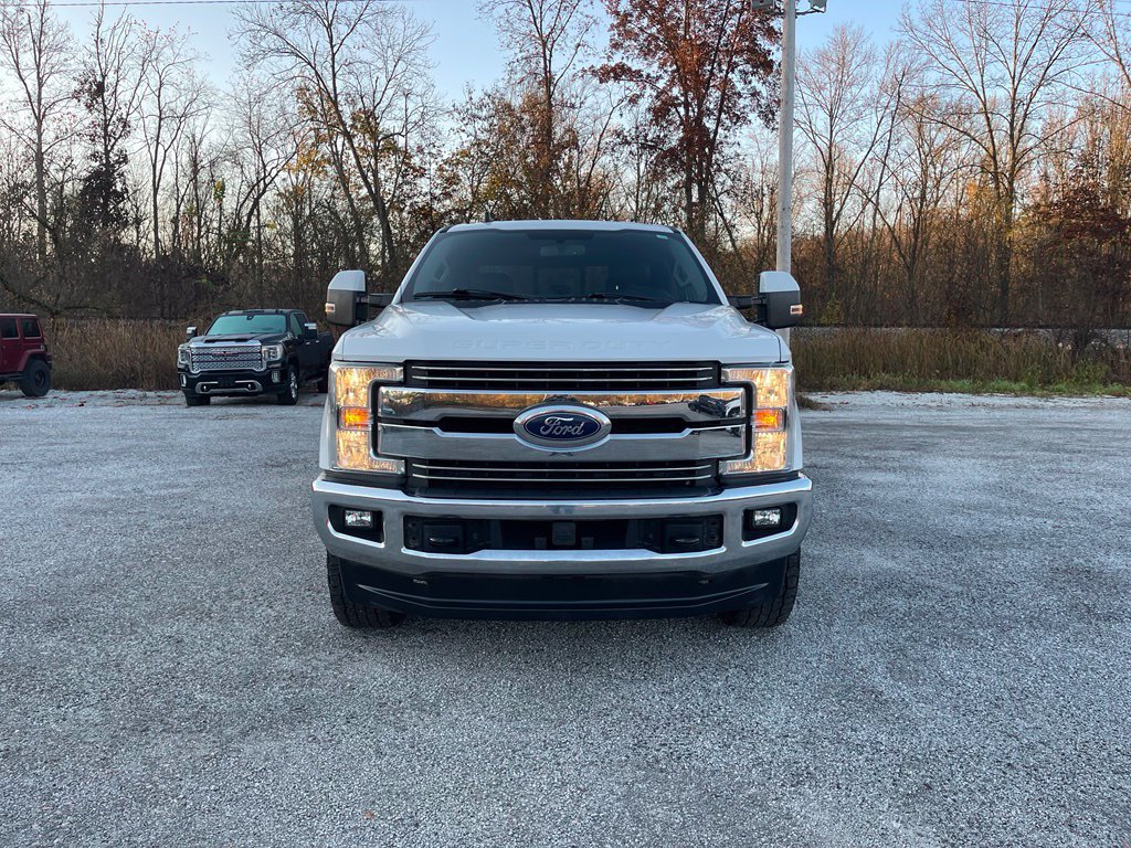 Used 2019 Ford F250 Lariat w/ Lariat Value Package AWD/4WD image 3