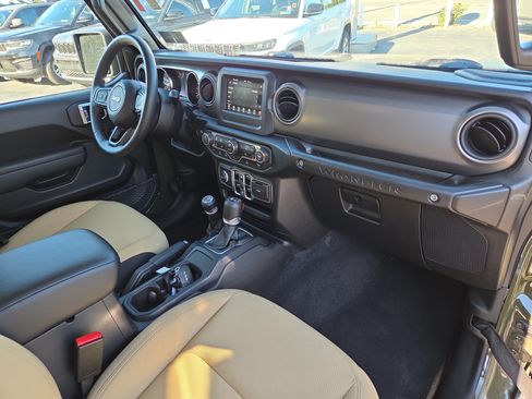 Certified 2023 Jeep Wrangler Unlimited Sport AWD/4WD image 19