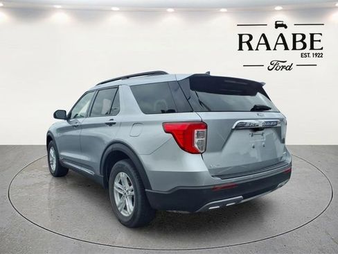 Used 2023 Ford Explorer XLT w/ Equipment Group 202A AWD/4WD image 16