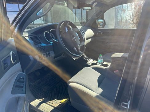 Used 2015 Toyota Tacoma 4x4 Double Cab image 7