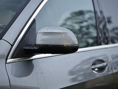 New 2026 BMW X5 xDrive40i w/ Climate Comfort Package image 11