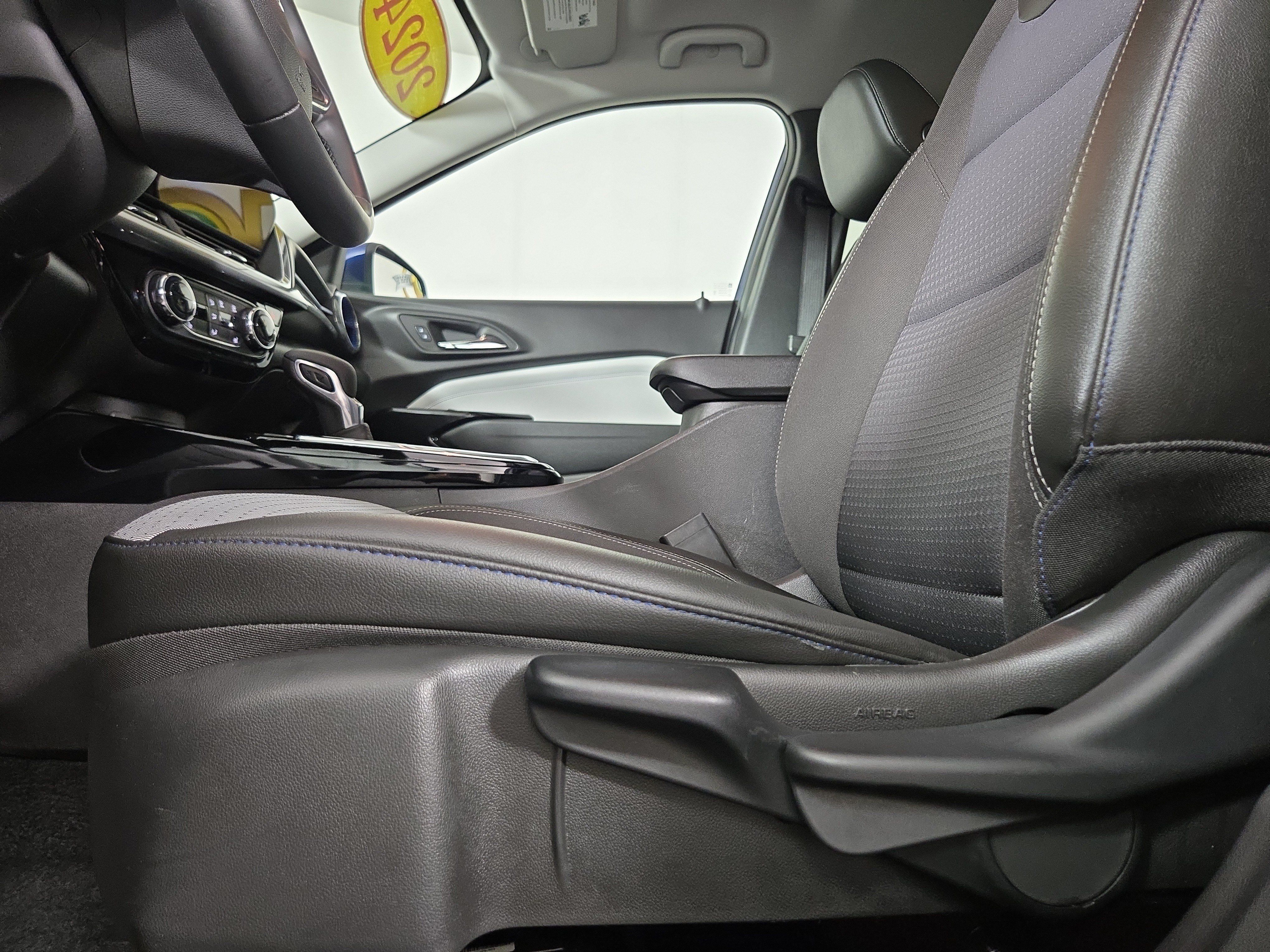 Used 2024 Chevrolet Trax LT w/ Driver Confidence Package FWD image 29