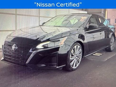 Certified 2023 Nissan Altima 2.5 SL FWD image 2