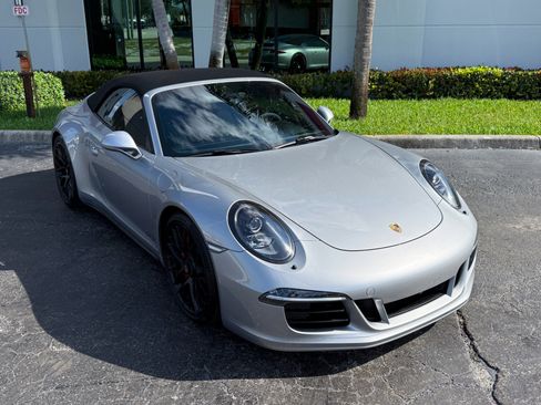 Used 2016 Porsche 911 Carrera GTS image 6