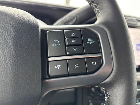 New 2025 Ford F250 Lariat w/ Black Appearance Package image 23