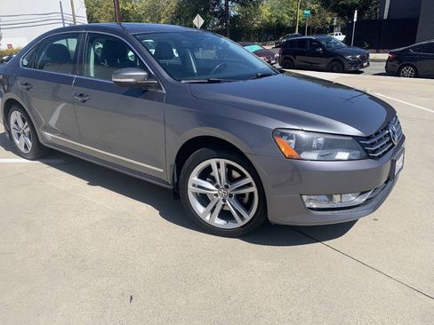 Used 2014 Volkswagen Passat TDI SEL Premium FWD image 6
