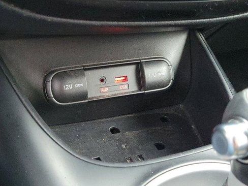Used 2017 Kia Soul image 25