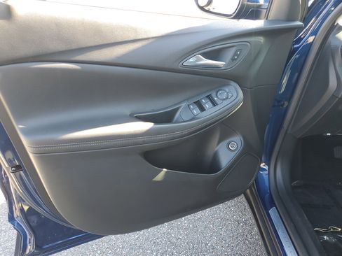 Used 2022 Buick Encore GX Select image 14