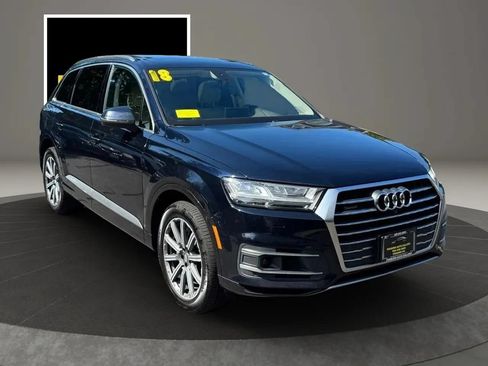 Used 2018 Audi Q7 3.0T Prestige AWD/4WD image 3