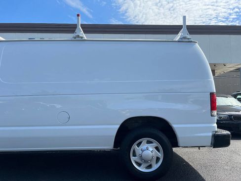 Used 2014 Ford E-150 and Econoline 150 w/ Commercial Cargo Van Package image 35