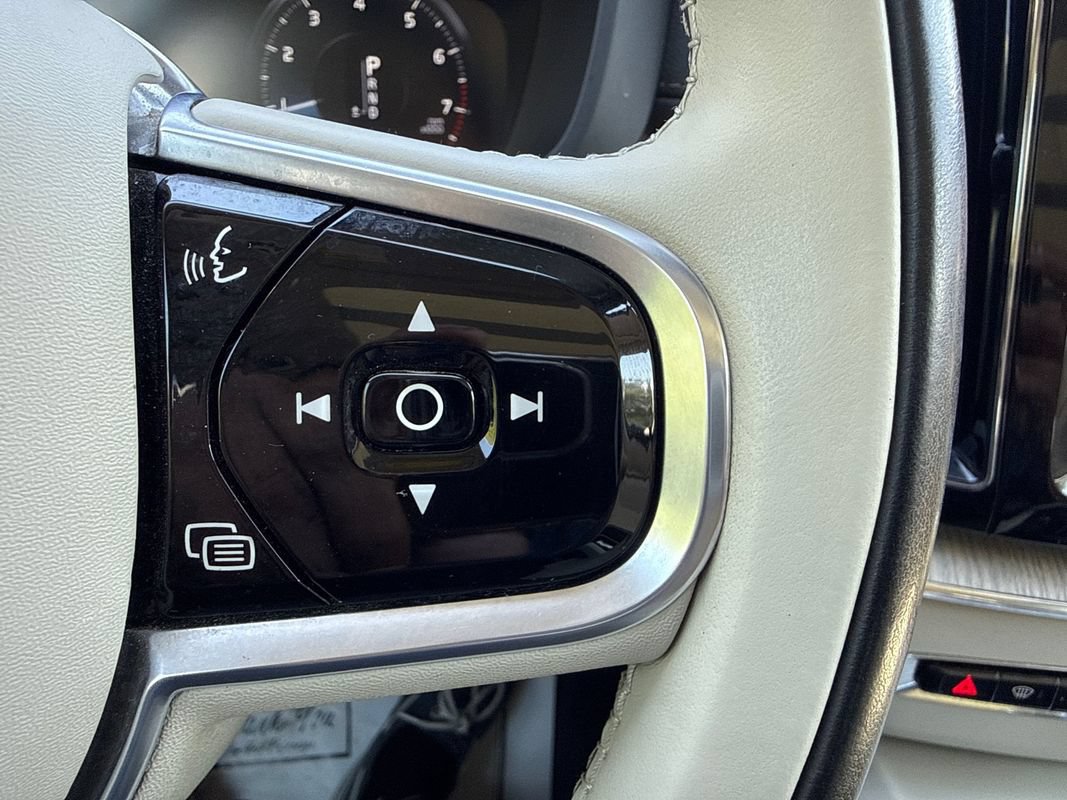 Used 2021 Volvo XC60 T5 Inscription w/ Climate Package AWD/4WD image 27