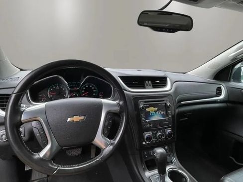 Used 2015 Chevrolet Traverse LT AWD/4WD image 17