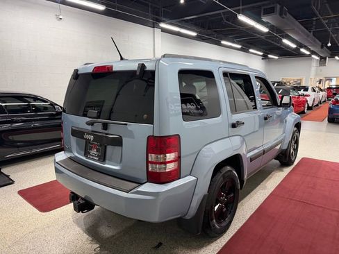 Used 2012 Jeep Liberty Arctic AWD/4WD image 10