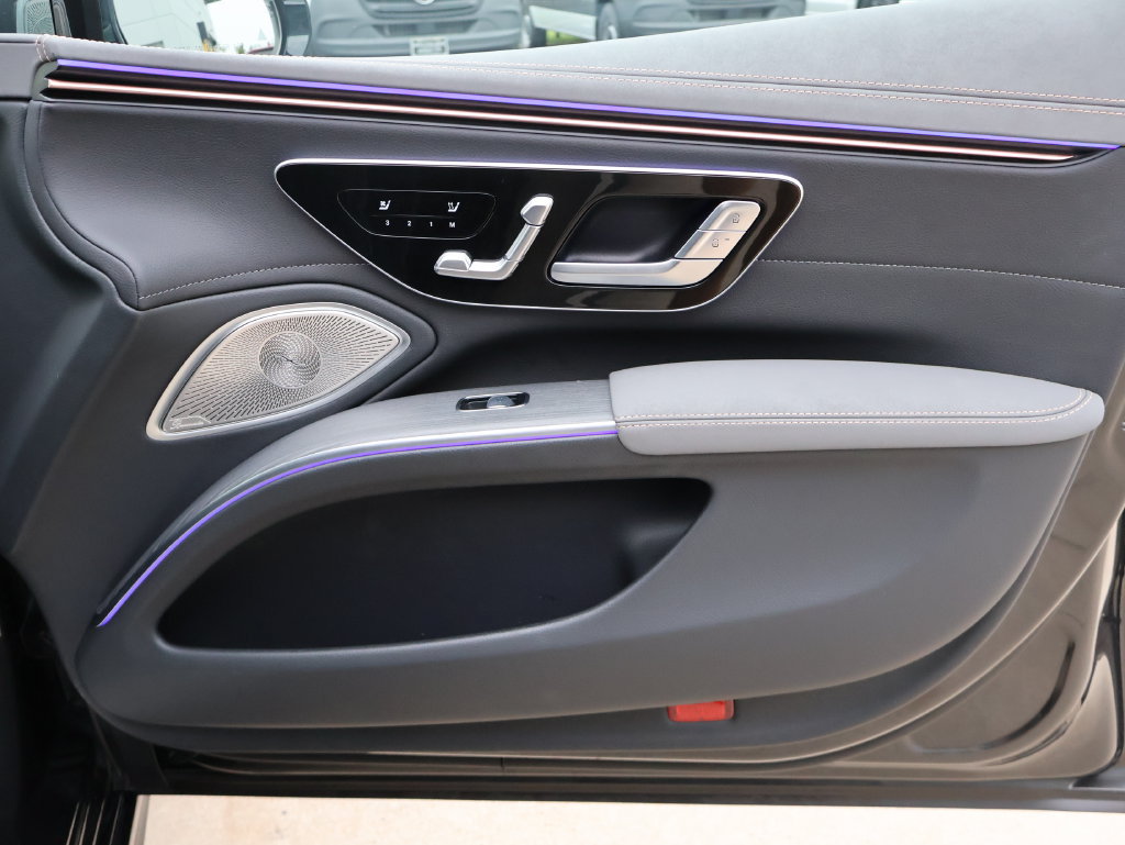 Certified 2024 Mercedes-Benz EQS 580 4MATIC Sedan image 13
