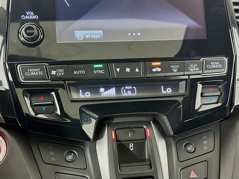 Used 2018 Honda Odyssey EX-L image 22