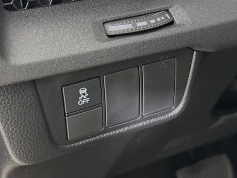 Certified 2025 Honda CR-V EX image 9