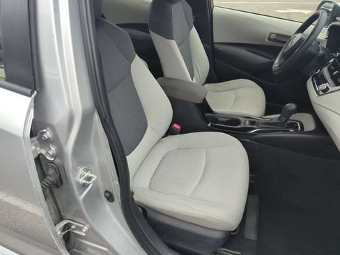 Used 2022 Toyota Corolla L FWD image 34
