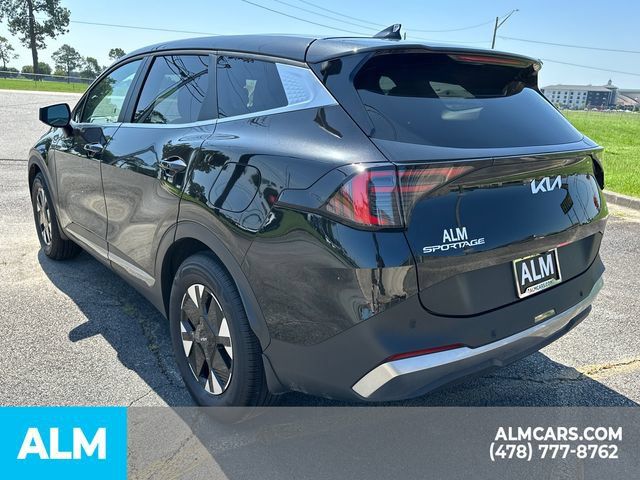 Used 2026 Kia Sportage LX FWD image 8