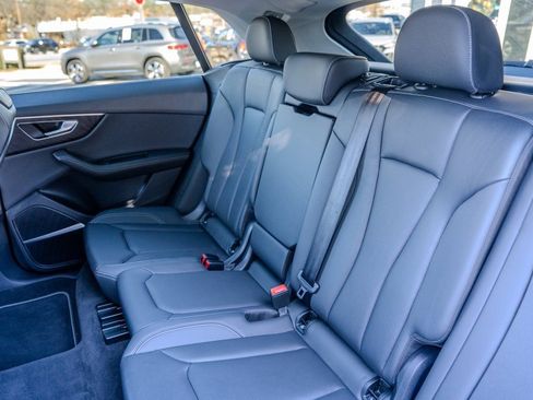 Used 2023 Audi Q8 Premium Plus image 20