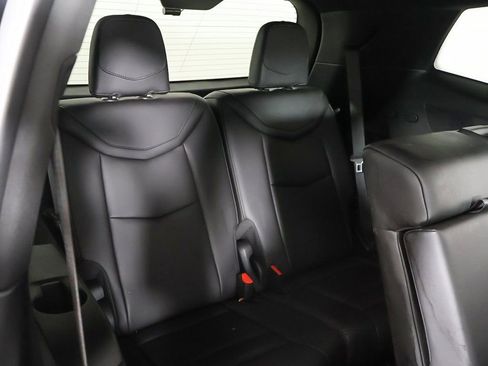 Used 2022 Cadillac XT6 Premium Luxury image 35