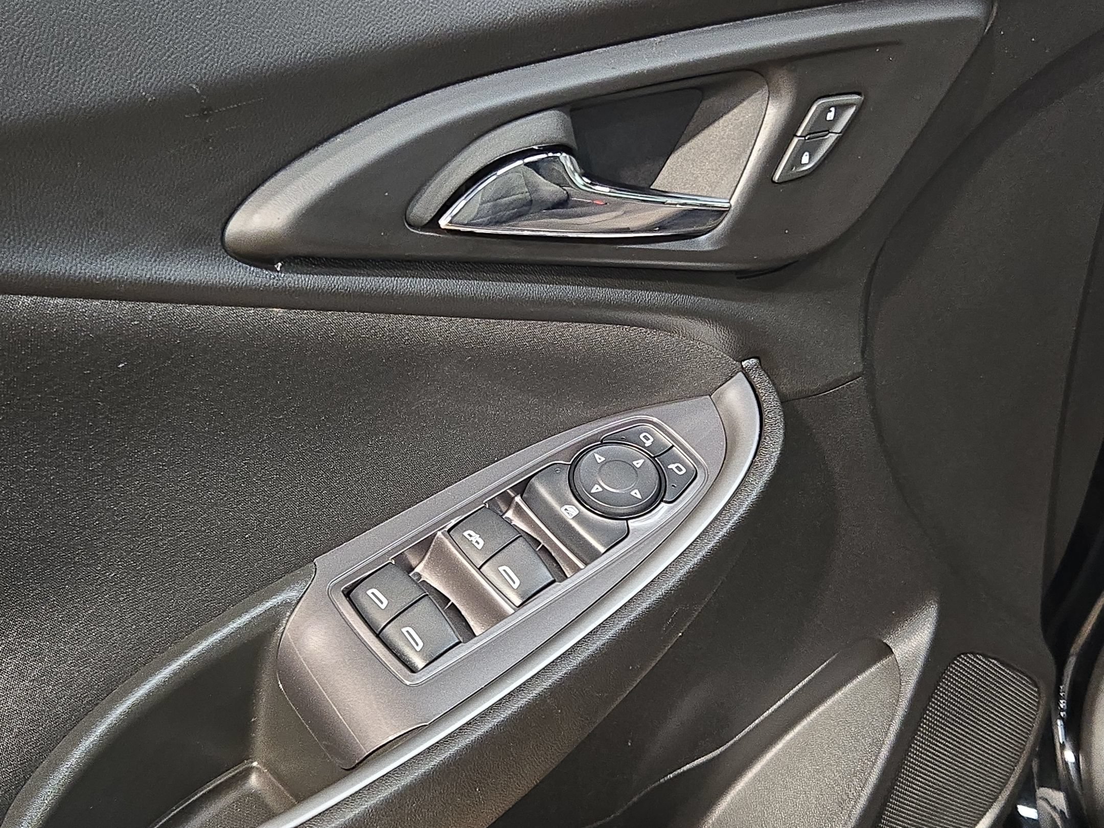 Used 2024 Chevrolet Malibu LT FWD image 18