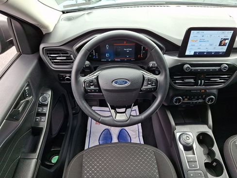 Certified 2023 Ford Escape Active AWD/4WD image 12